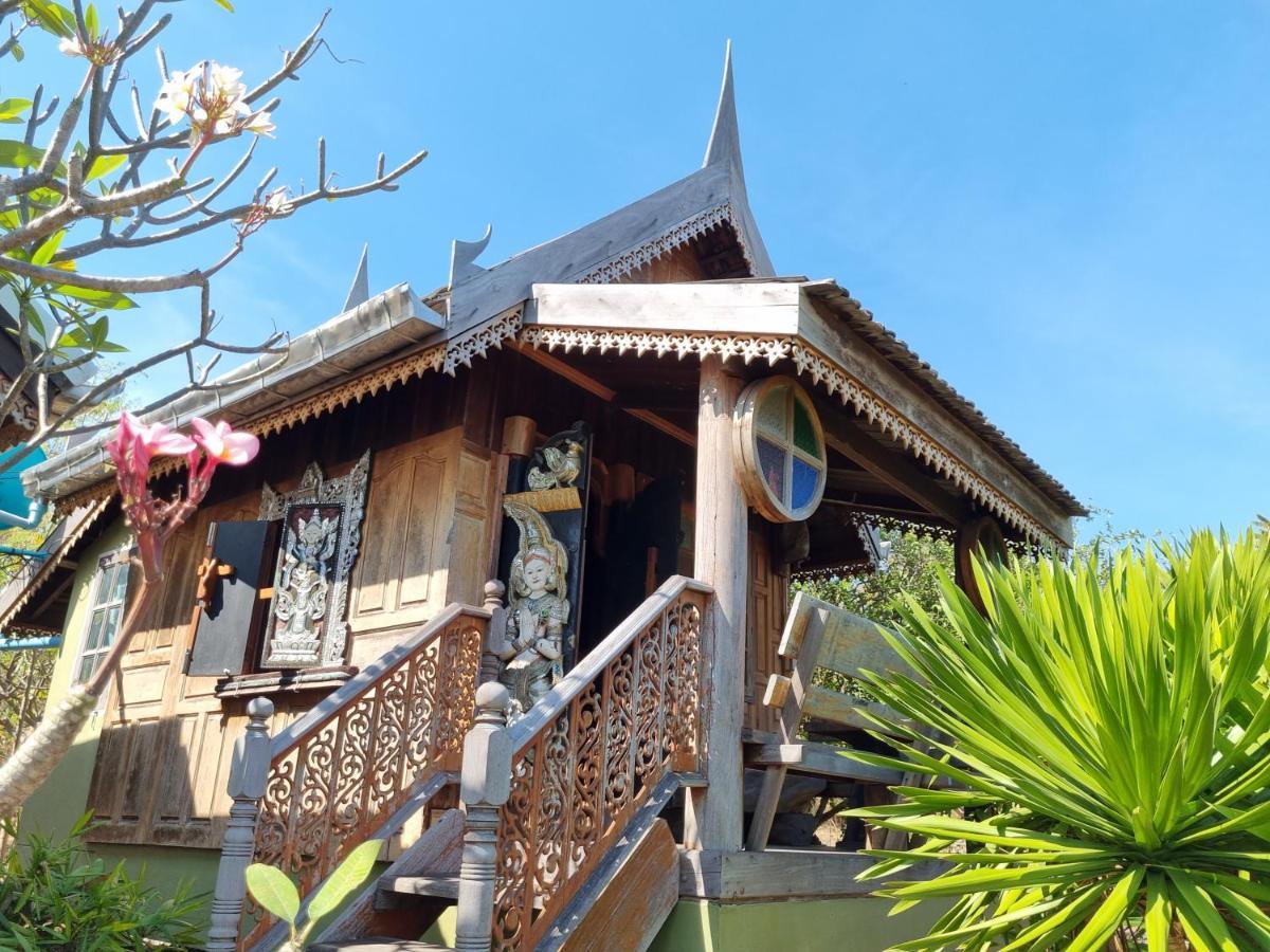 Hello Sichang Bungalow Ko Sichang Exterior foto