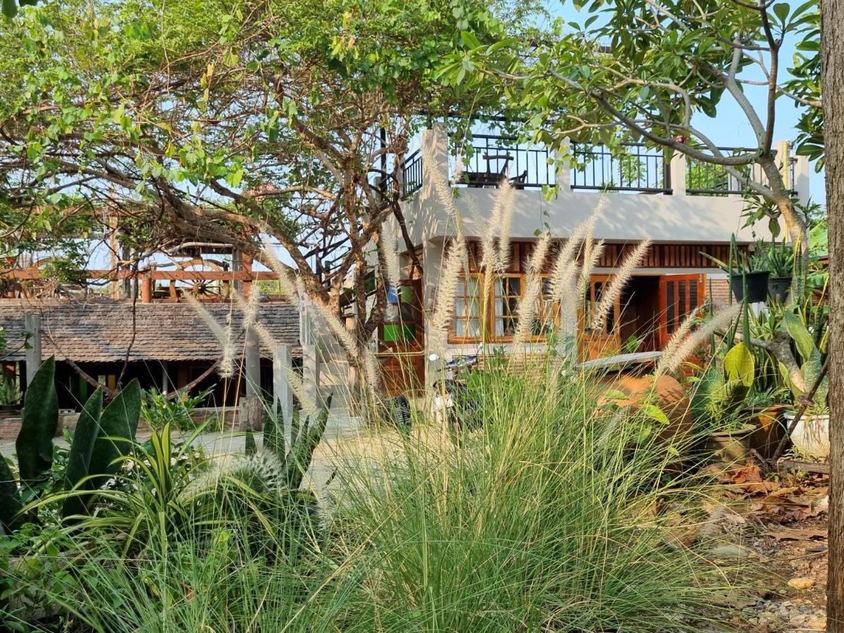 Hello Sichang Bungalow Ko Sichang Exterior foto