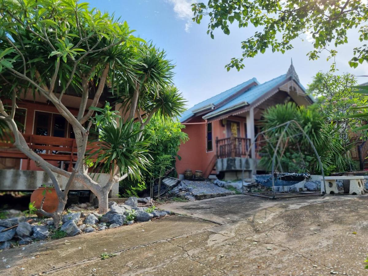 Hello Sichang Bungalow Ko Sichang Exterior foto